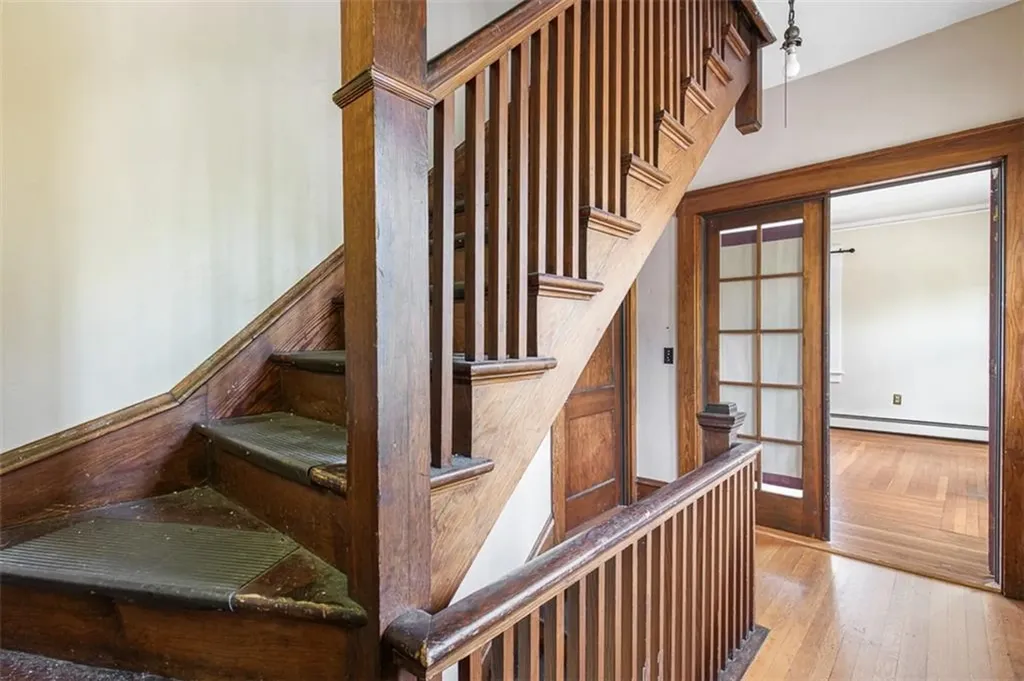 82 Wheeler Avenue Cranston RI 02905