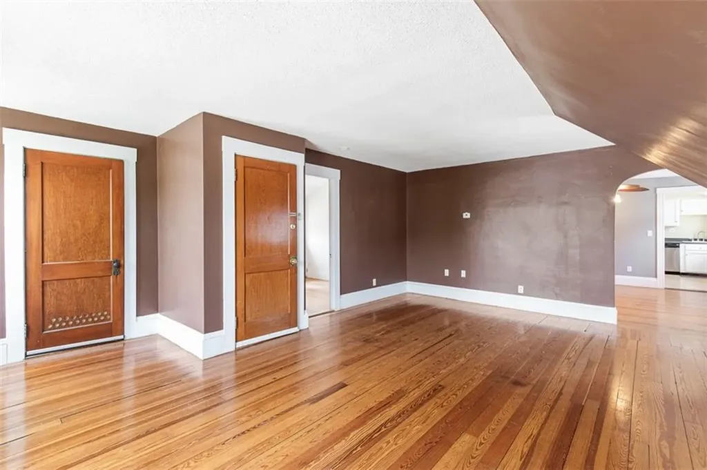 82 Wheeler Avenue Cranston RI 02905