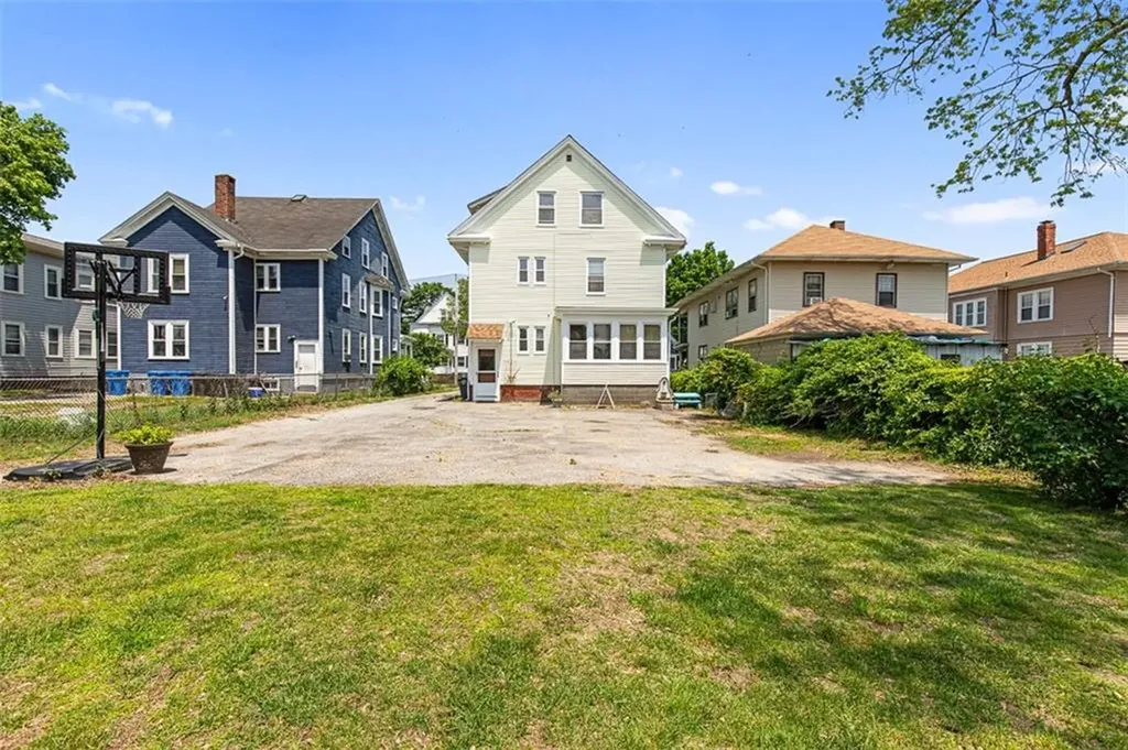 82 Wheeler Avenue Cranston RI 02905