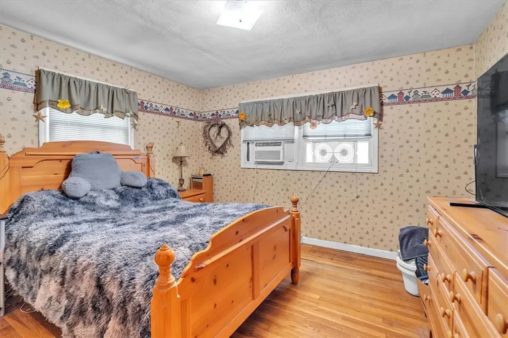 65 Ingalls Street Warwick RI 02889
