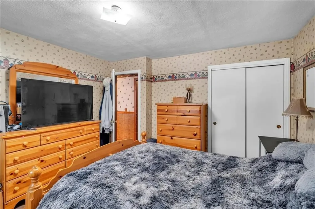 65 Ingalls Street Warwick RI 02889