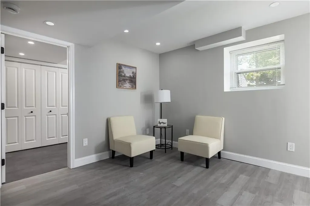 99 Scranton Avenue Warwick RI 02888