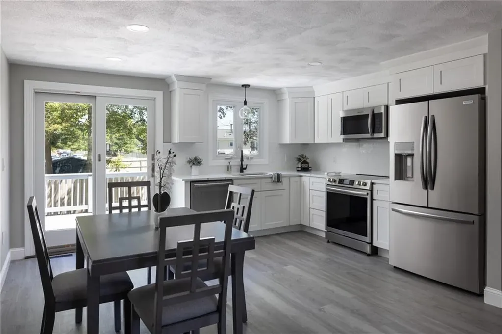99 Scranton Avenue Warwick RI 02888