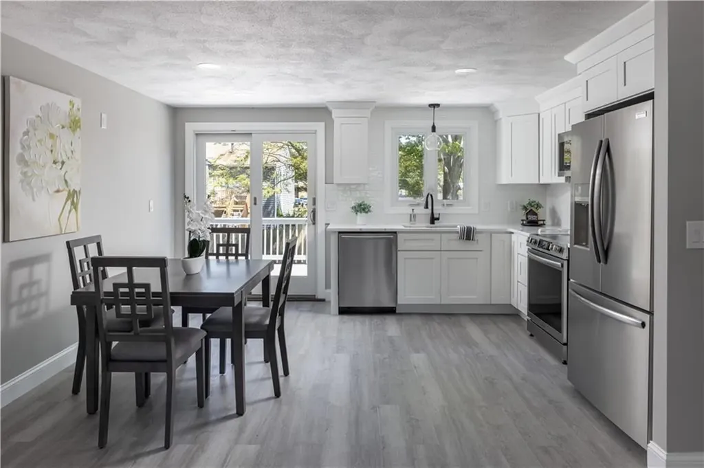 99 Scranton Avenue Warwick RI 02888
