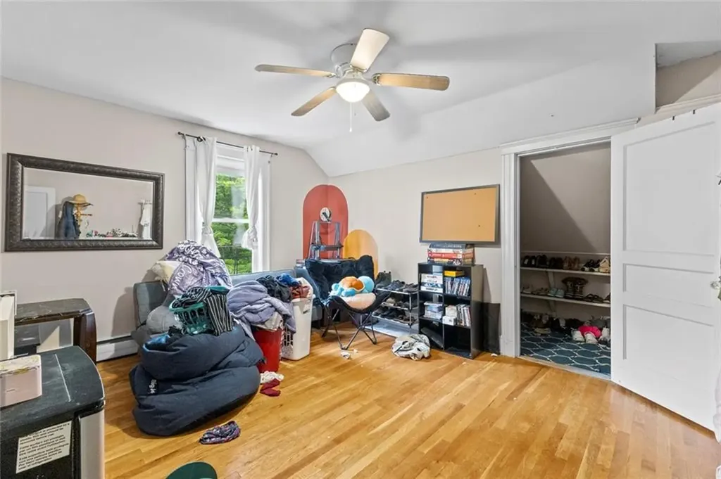 20 Cold Spring Place Woonsocket RI 02895