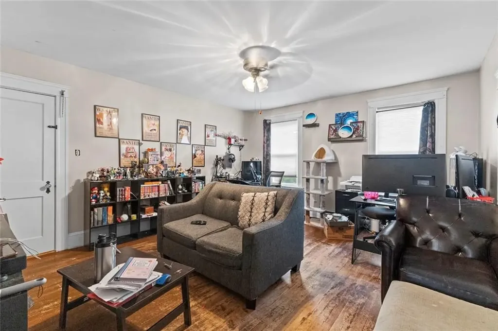20 Cold Spring Place Woonsocket RI 02895