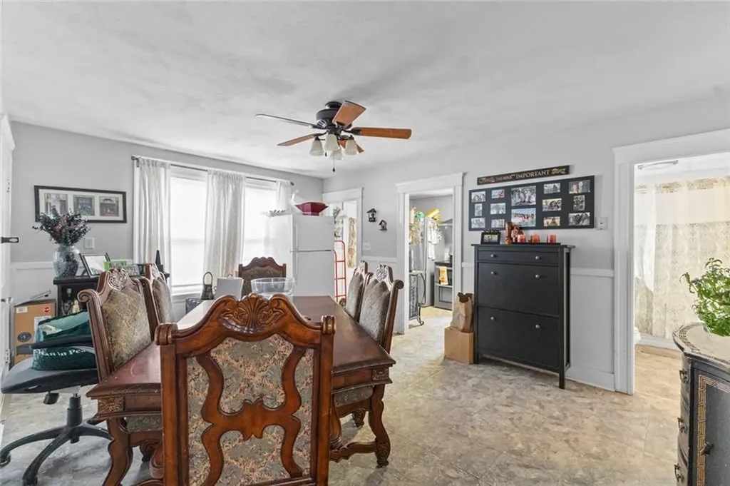 20 Cold Spring Place Woonsocket RI 02895