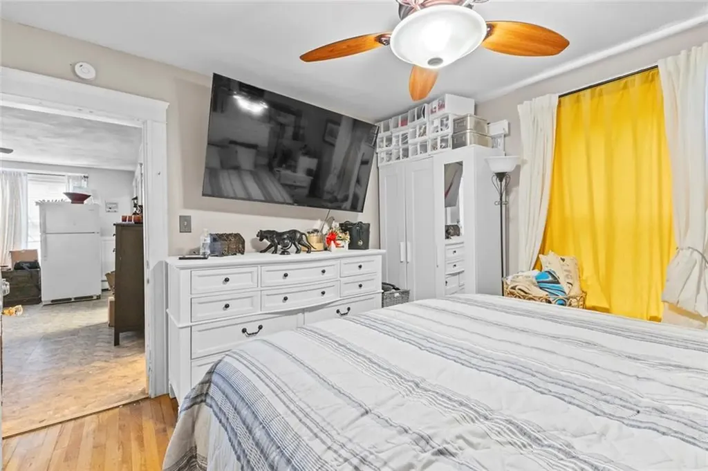 20 Cold Spring Place Woonsocket RI 02895