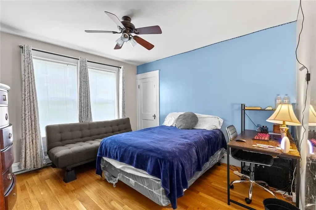 20 Cold Spring Place Woonsocket RI 02895