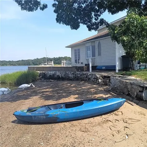 99 Smith Street Bristol RI 02809