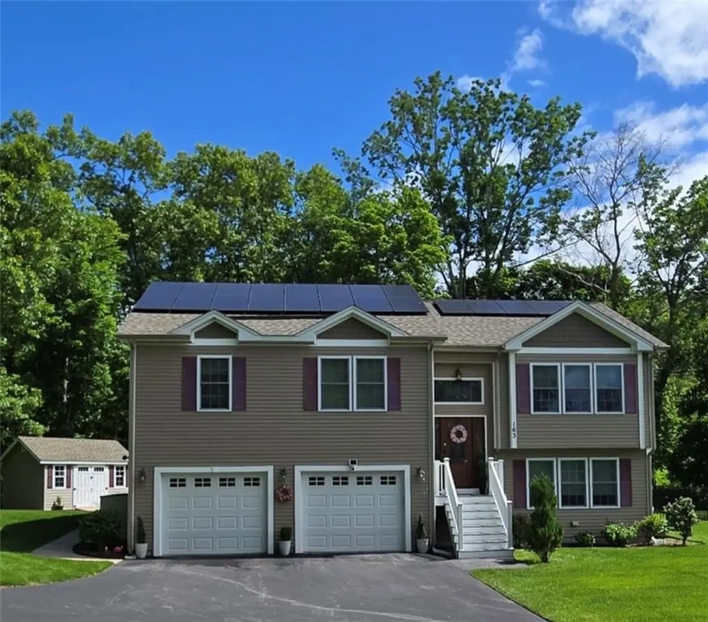 163 Morgan Avenue Johnston RI 02919