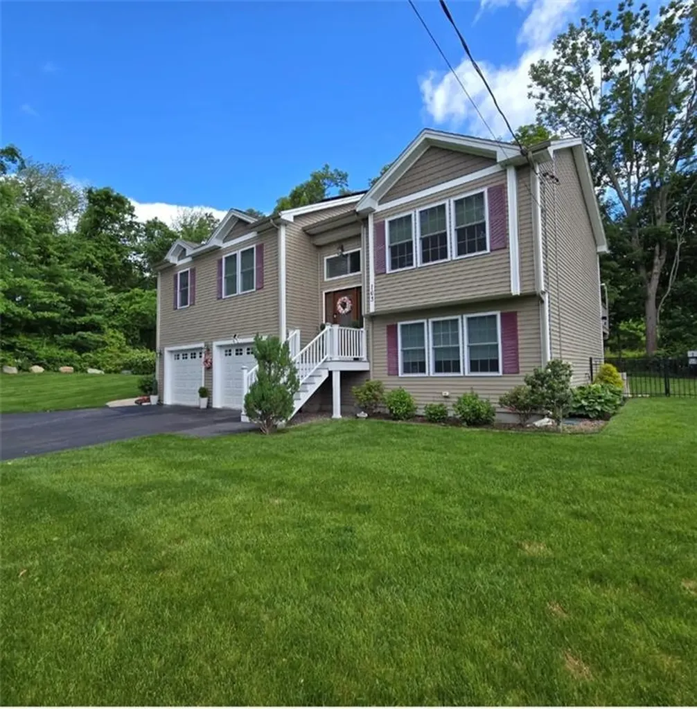 163 Morgan Avenue Johnston RI 02919