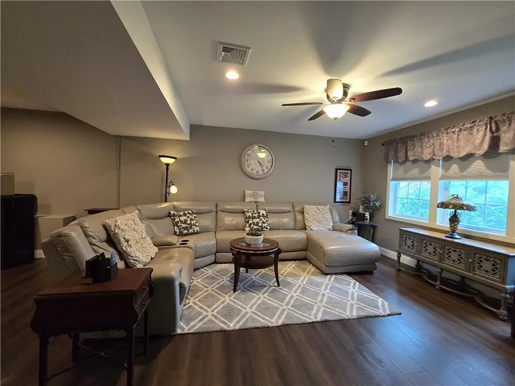 163 Morgan Avenue Johnston RI 02919
