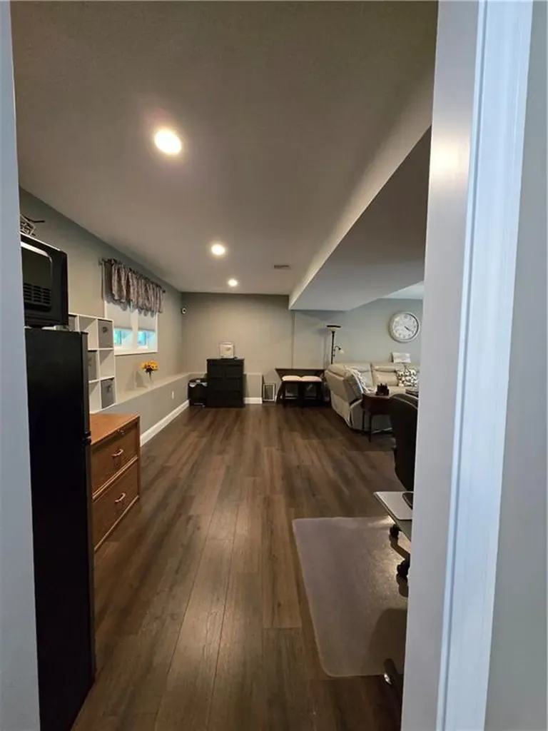 163 Morgan Avenue Johnston RI 02919