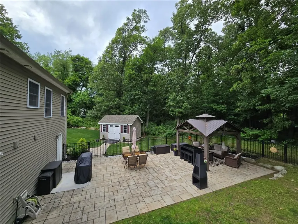 163 Morgan Avenue Johnston RI 02919