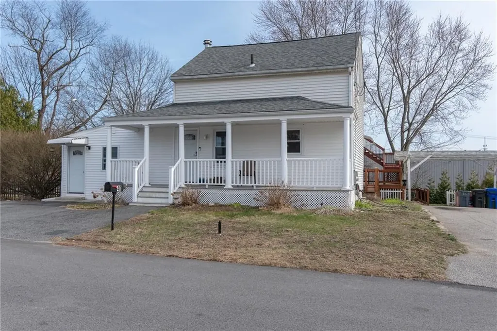 40 Cedar Street Johnston RI 02919