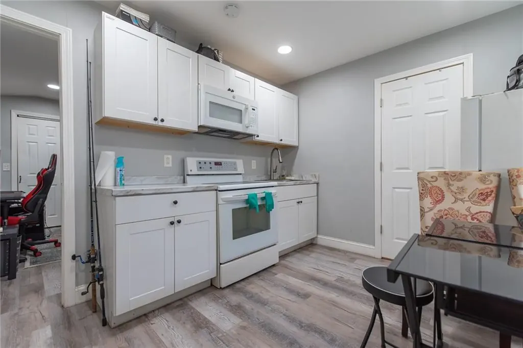 40 Cedar Street Johnston RI 02919