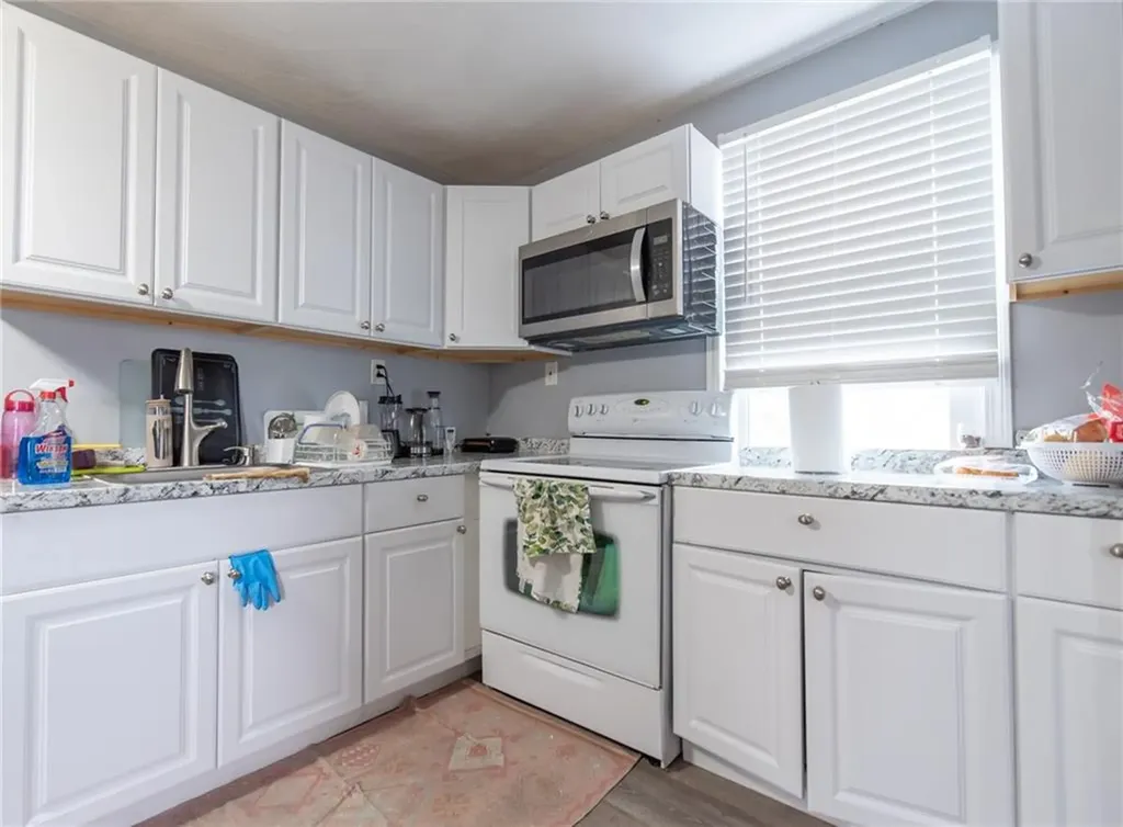 40 Cedar Street Johnston RI 02919