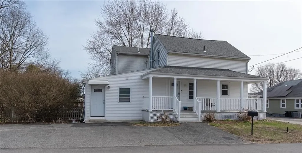 40 Cedar Street Johnston RI 02919