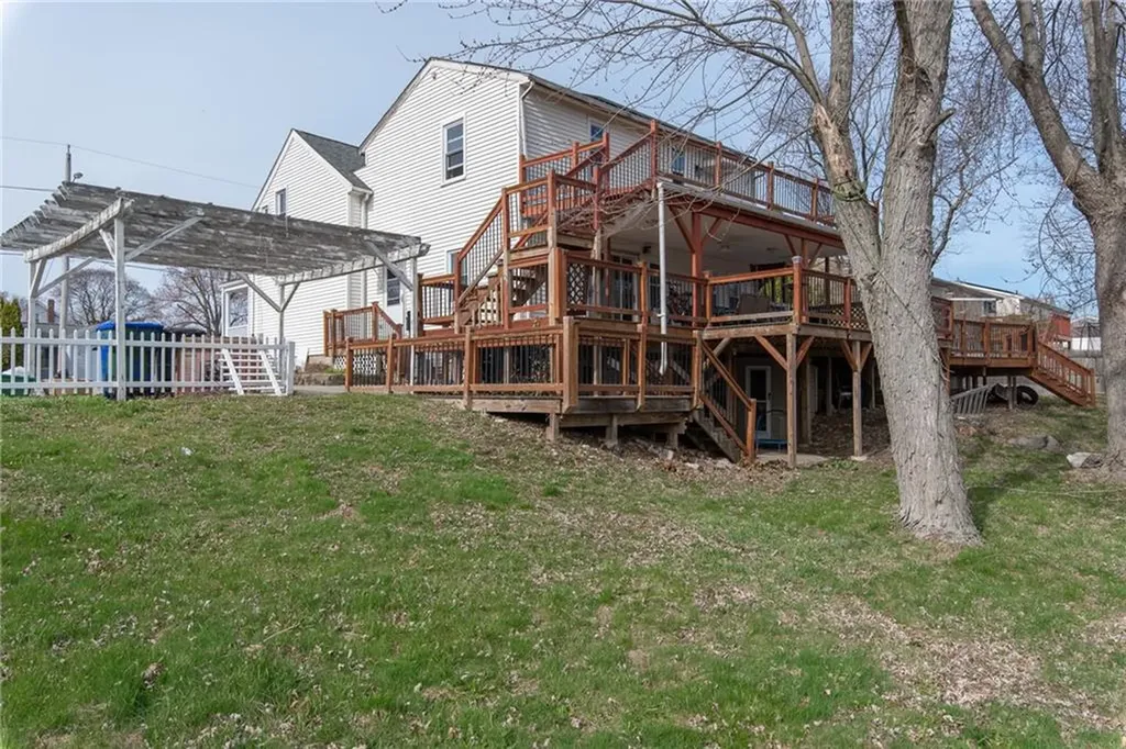 40 Cedar Street Johnston RI 02919