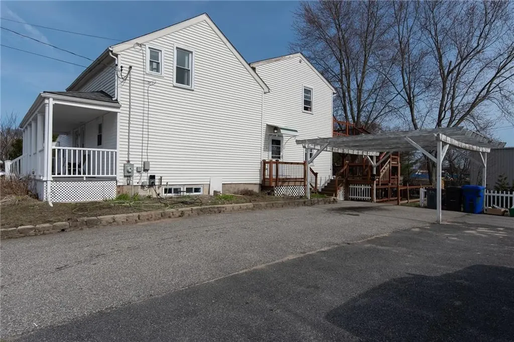 40 Cedar Street Johnston RI 02919