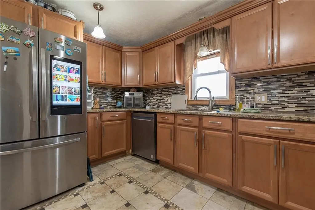 40 Cedar Street Johnston RI 02919