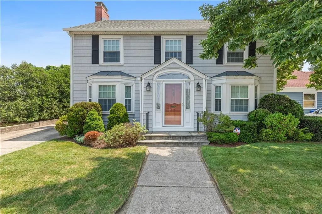 66 Underwood Street Pawtucket RI 02860