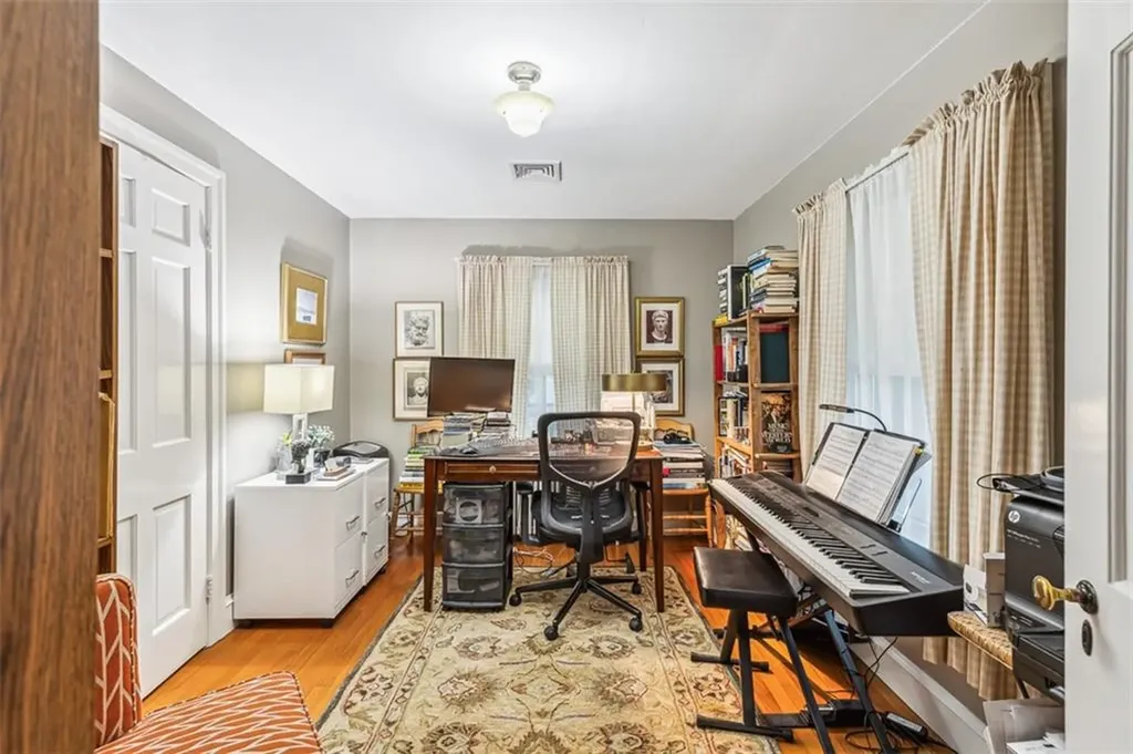66 Underwood Street Pawtucket RI 02860