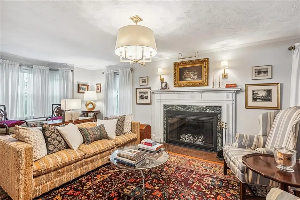 66 Underwood Street Pawtucket RI 02860