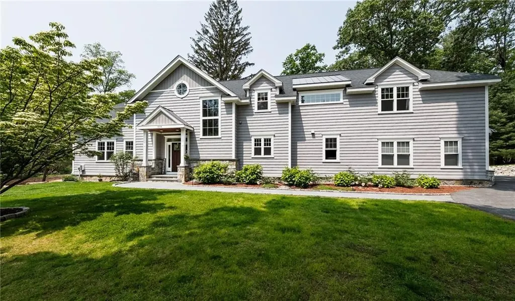 1004 Great Road Lincoln RI 02864