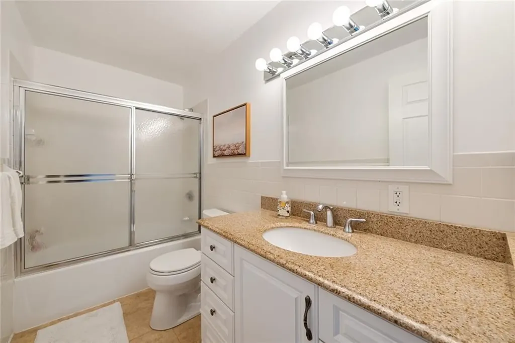 310 Swans Wharf Row Newport RI 02840