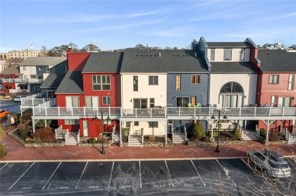 310 Swans Wharf Row Newport RI 02840