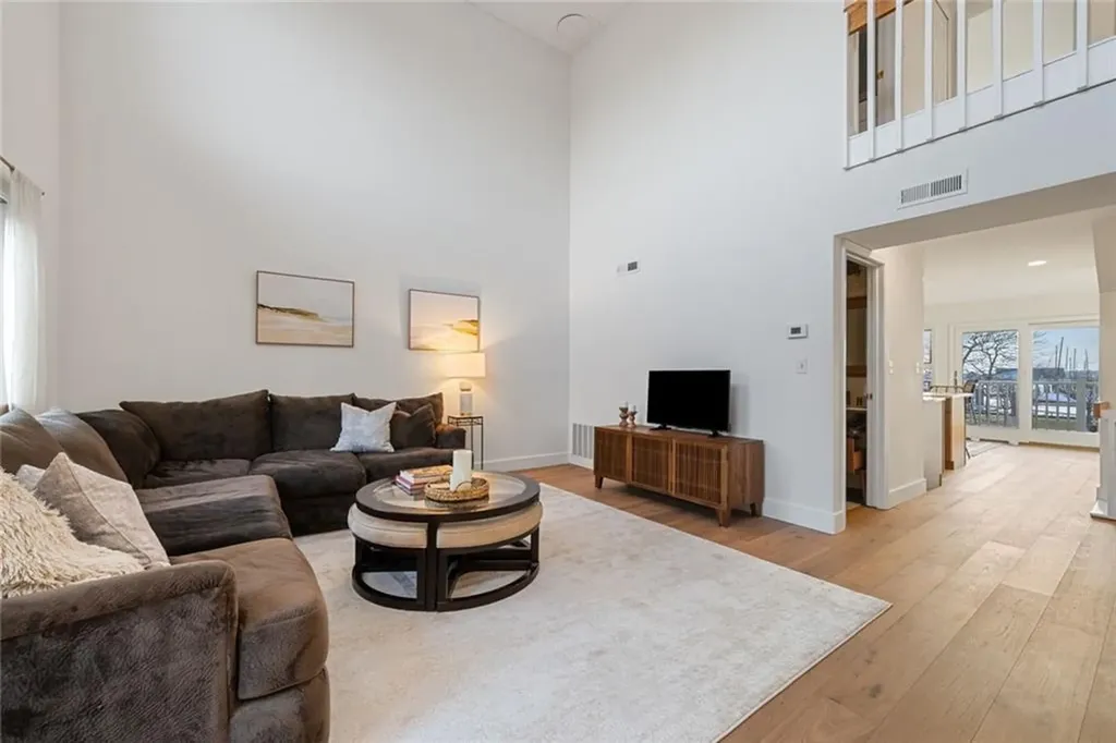 310 Swans Wharf Row Newport RI 02840