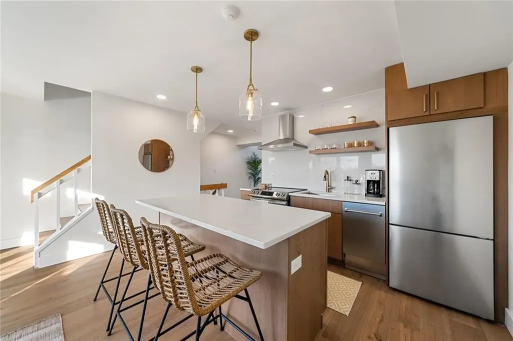 310 Swans Wharf Row Newport RI 02840
