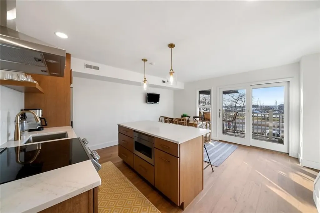 310 Swans Wharf Row Newport RI 02840