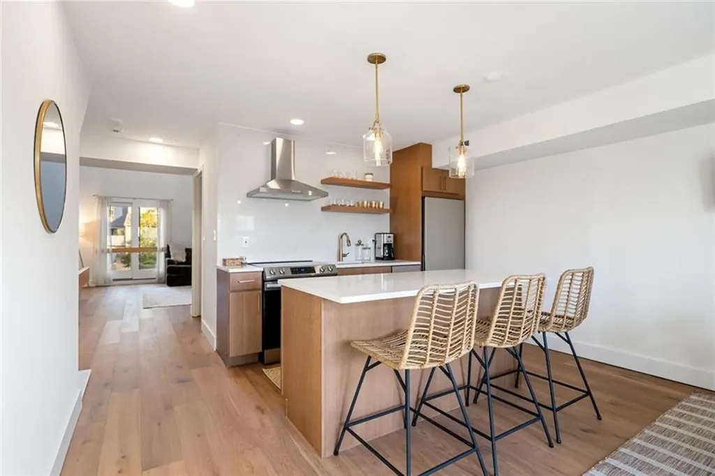 310 Swans Wharf Row Newport RI 02840