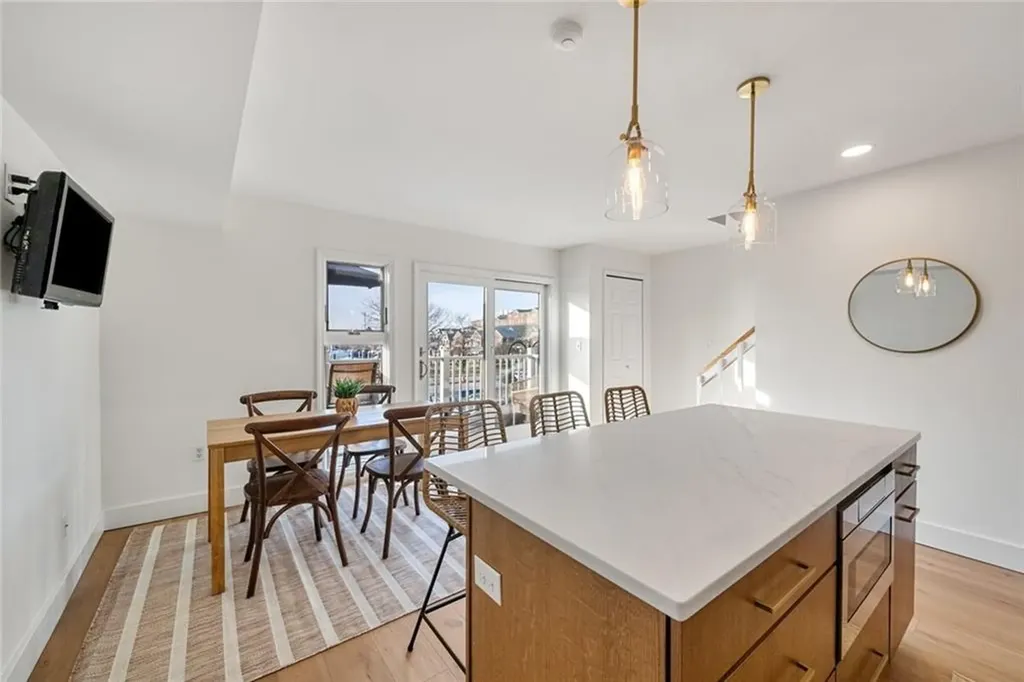 310 Swans Wharf Row Newport RI 02840