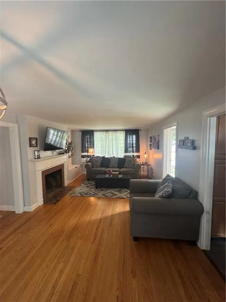 125 Bradford Avenue East Providence RI 02914