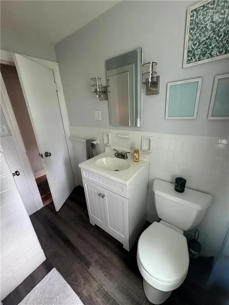 125 Bradford Avenue East Providence RI 02914