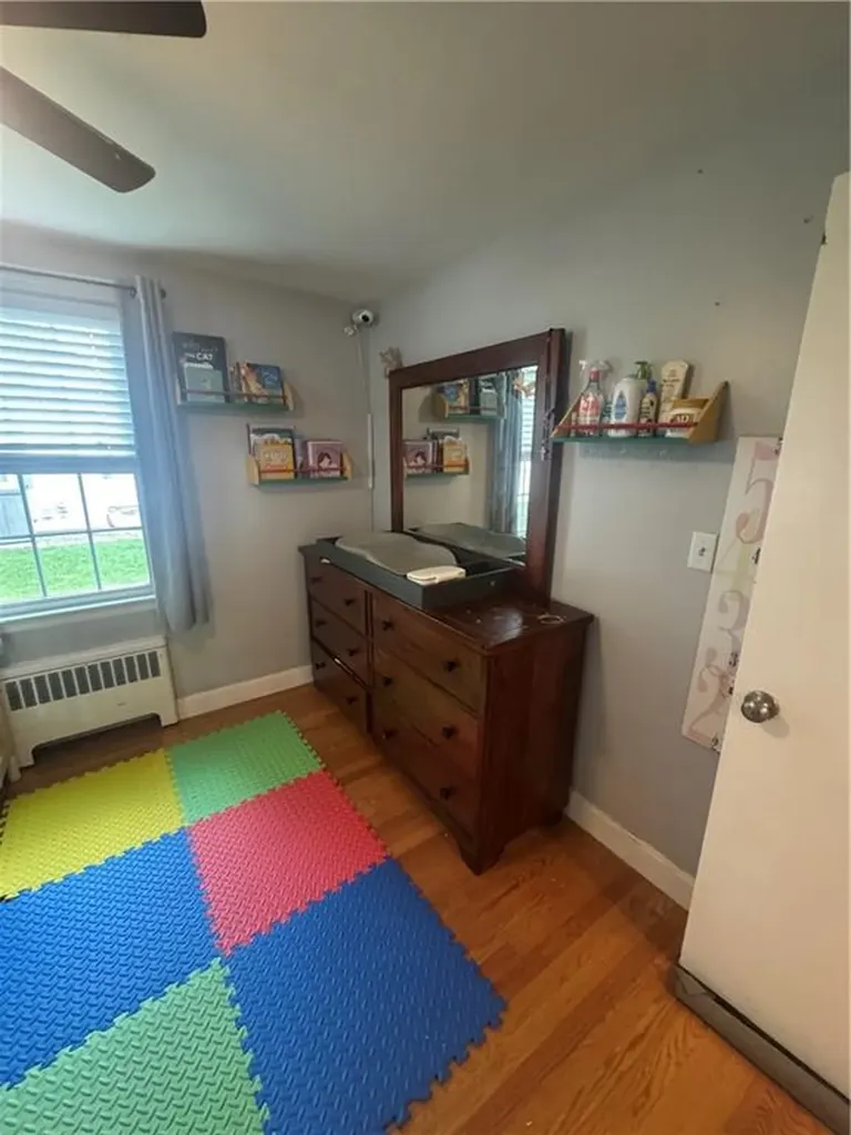 125 Bradford Avenue East Providence RI 02914