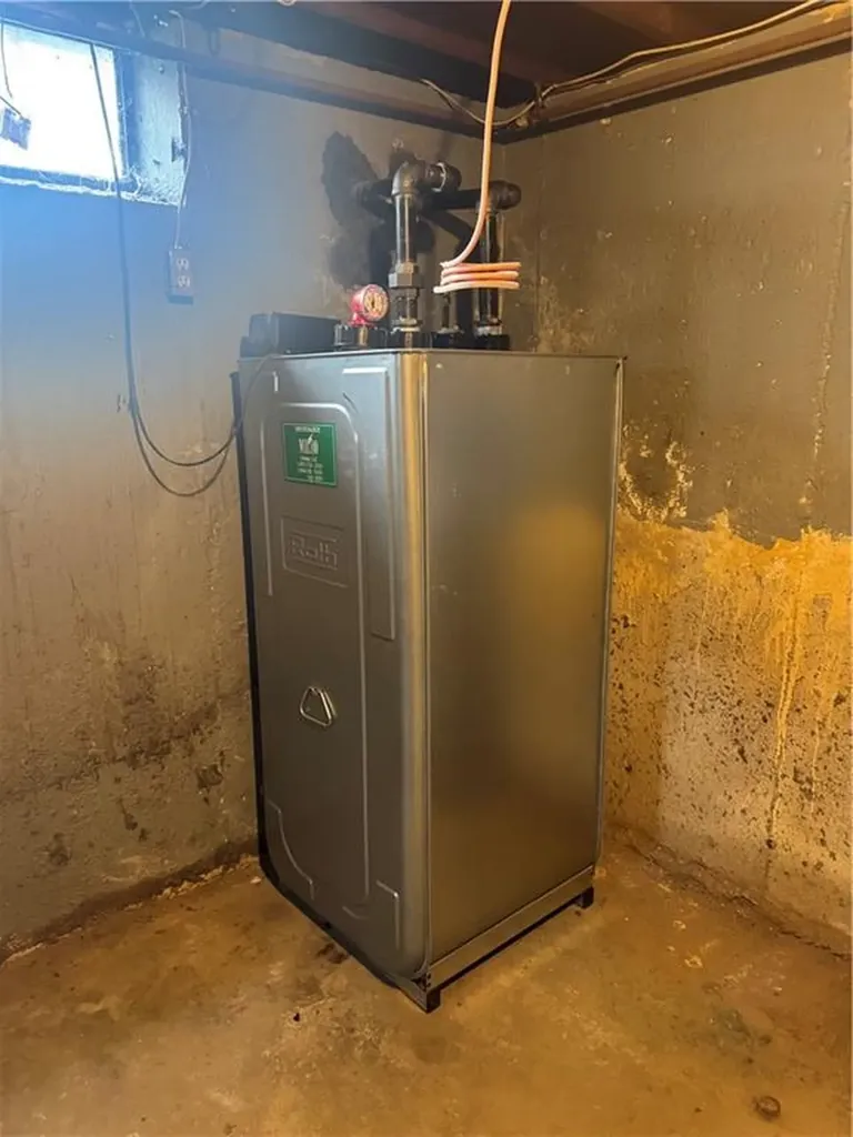 125 Bradford Avenue East Providence RI 02914