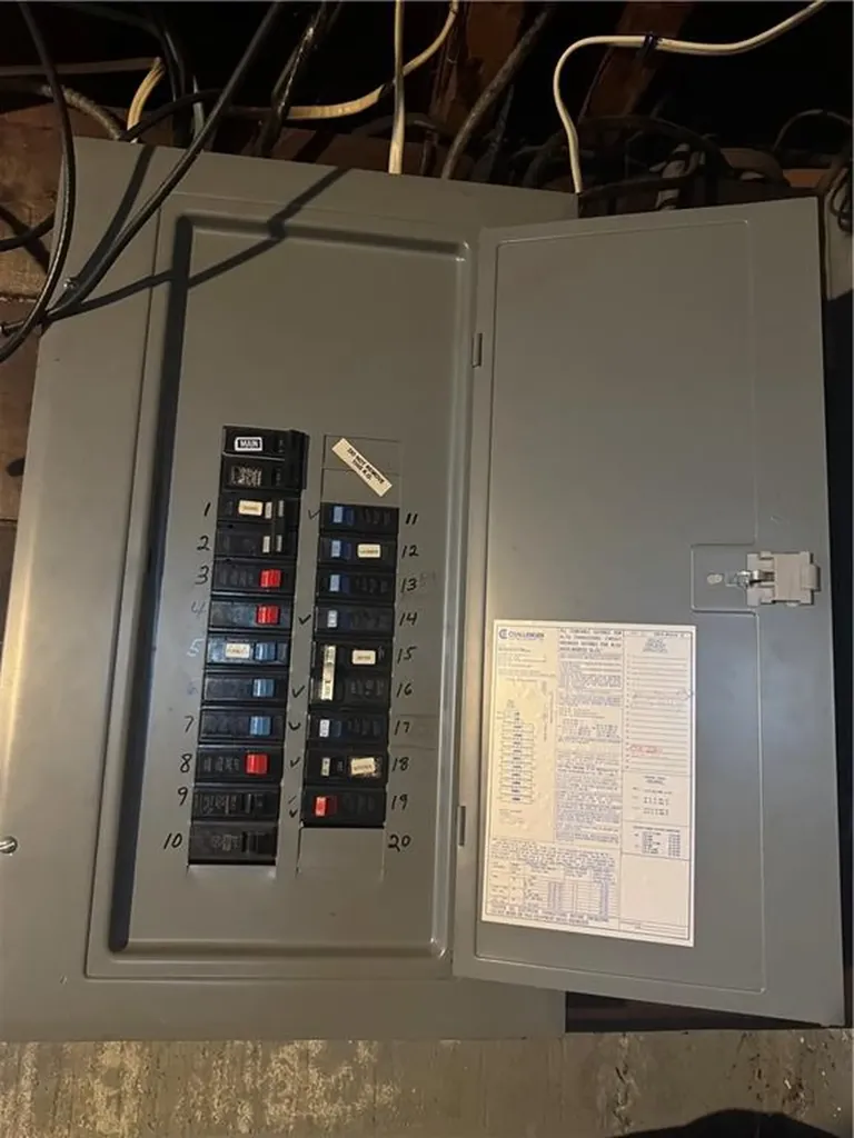 125 Bradford Avenue East Providence RI 02914