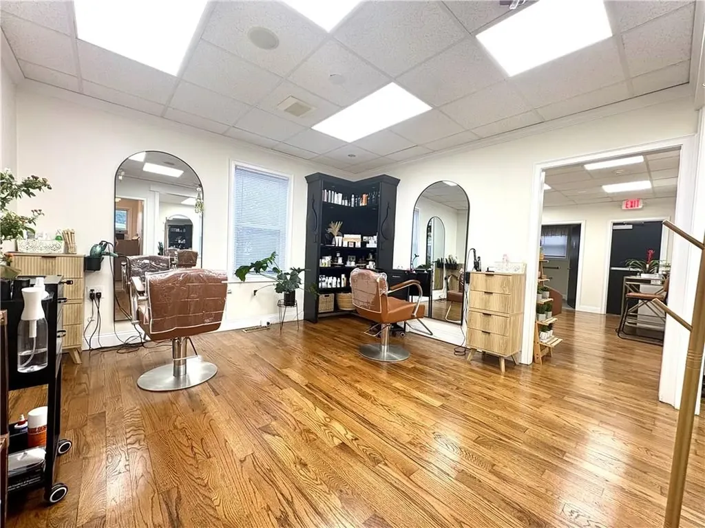 1766 Cranston Street Cranston RI 02920