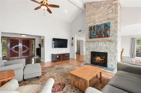 41 Plymouth Boulevard Westport MA 02790