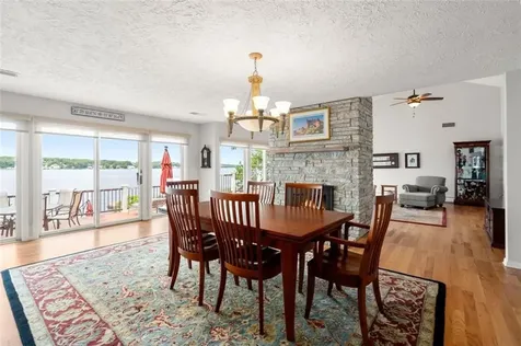 41 Plymouth Boulevard Westport MA 02790