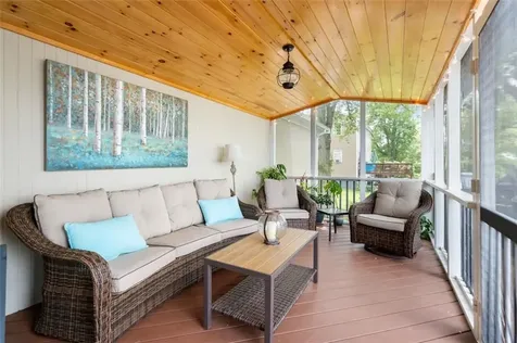 41 Plymouth Boulevard Westport MA 02790