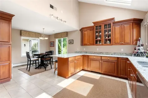 41 Plymouth Boulevard Westport MA 02790