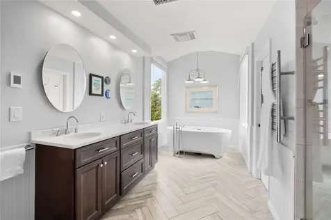 41 Plymouth Boulevard Westport MA 02790