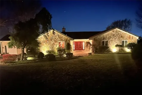 41 Plymouth Boulevard Westport MA 02790