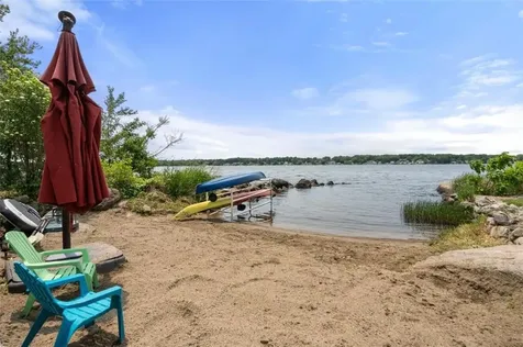 41 Plymouth Boulevard Westport MA 02790